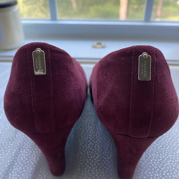 Coach Wedges - Picture 3 of 3